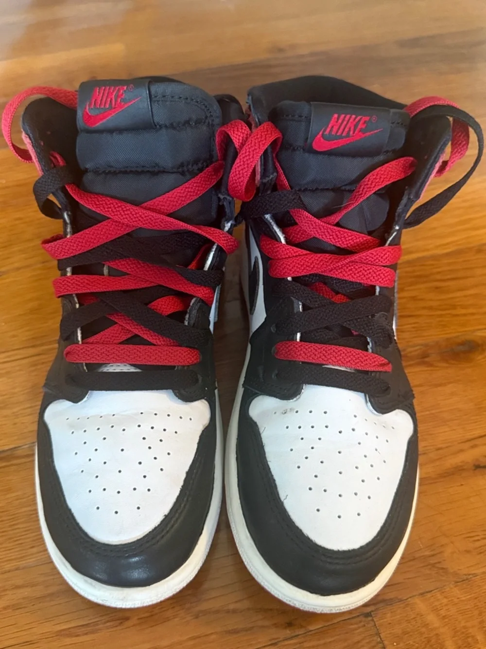Nike Air Jordan 1 Retro Sky High - Red, White and Black